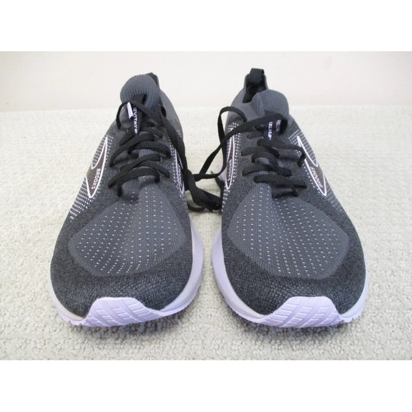Brooks Shoes Womens 12 Levitate 5 Running Walking Trainer Comfort Gray Purple - Picture 2 of 14